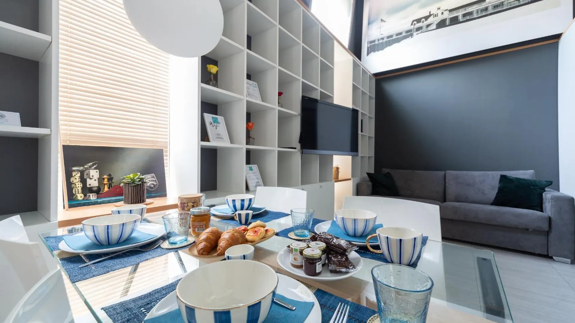 Design Loft In Navigli Apartment Milan Italy